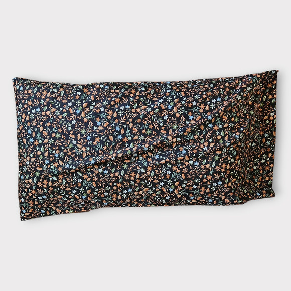 Charisma Hayden Floral Paisley Microfiber King Pillowcase - Picture 2 of 6